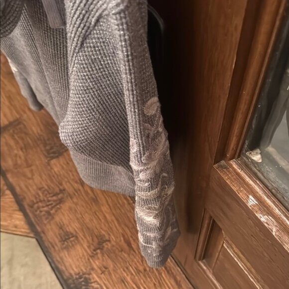 Johnny Was June Metallic Thermal Hoodie - Picture 6 of 9